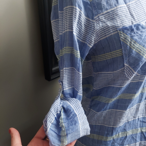 AE Boyfriend Cut Button Down Longsleeeve Shirt - Picture 5 of 10